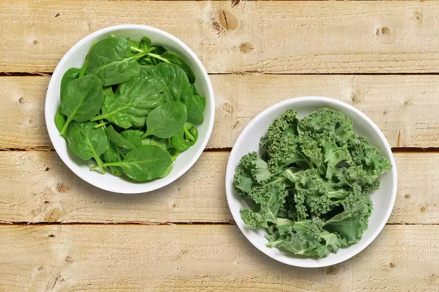 Kale vs. Spinach: Which Is More Nutritious?